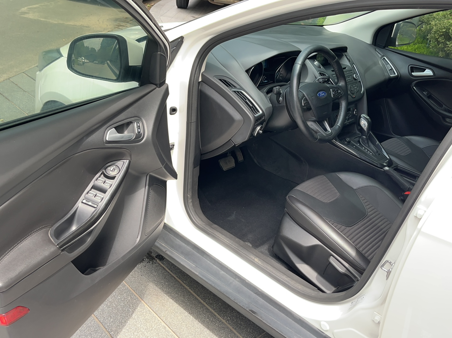 福特 福克斯 2015款 三厢 EcoBoost 125 自动超能风尚型