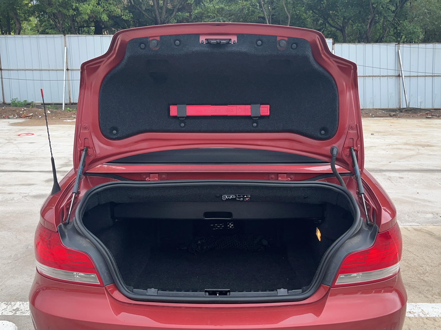 宝马1系 2011款 120i 敞篷轿跑车(进口)