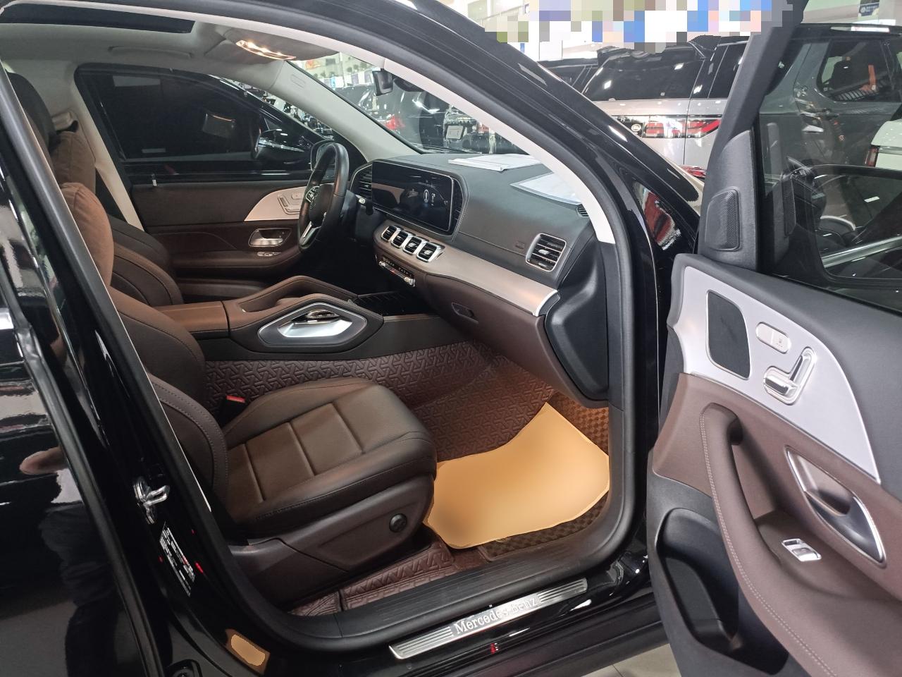 奔驰GLE级 2023款 GLE 350 4MATIC 动感型(进口)