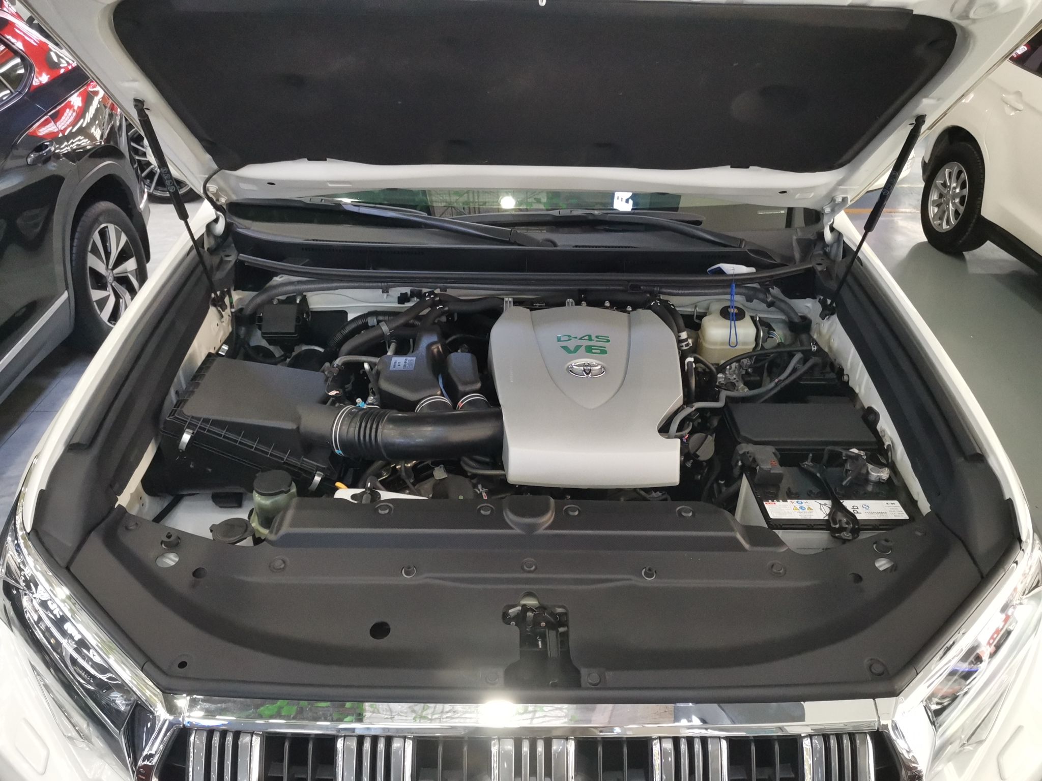 丰田 普拉多 2018款 3.5L 自动TX-L后挂备胎