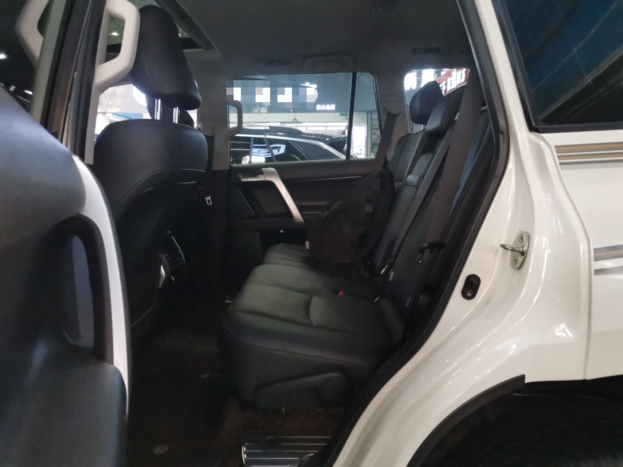 丰田 普拉多 2018款 3.5L 自动TX-L后挂备胎