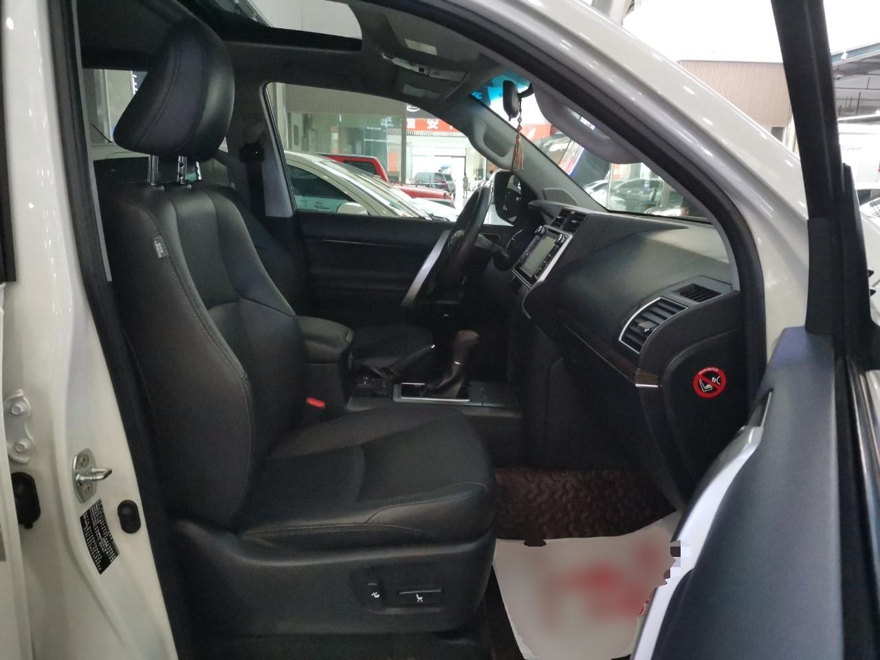 丰田 普拉多 2018款 3.5L 自动TX-L后挂备胎