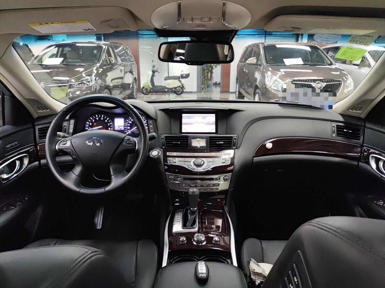 英菲尼迪Q70L 2013款 Q70L 2.5L 舒适版(进口)