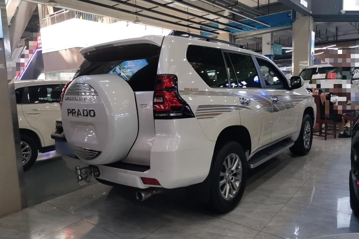 丰田 普拉多 2018款 3.5L 自动TX-L后挂备胎