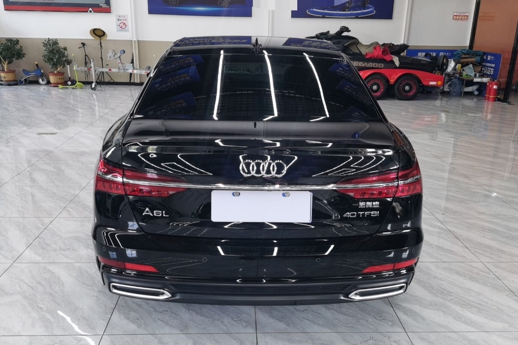 奥迪A6L 2022款 40 TFSI 豪华动感型