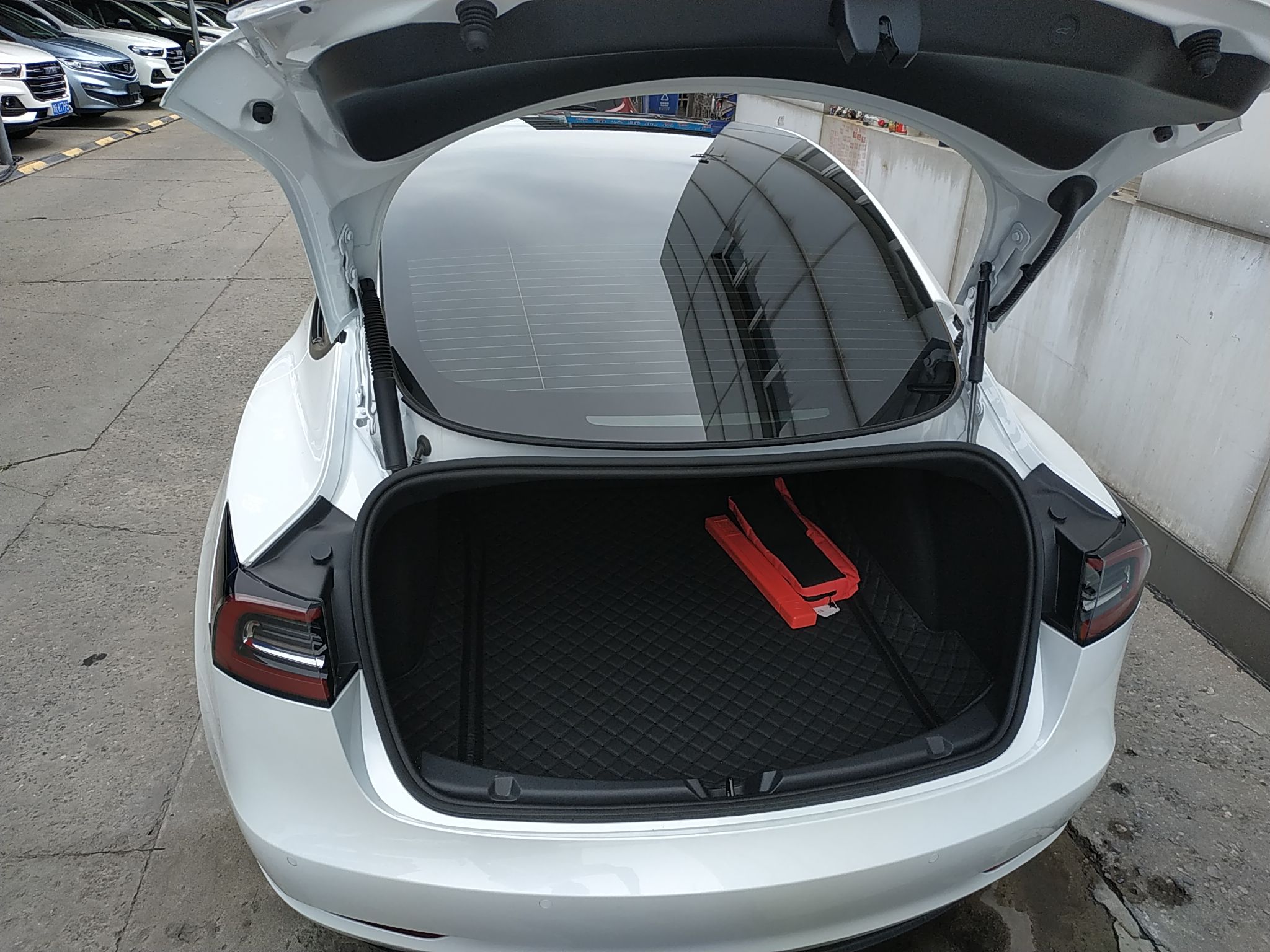 特斯拉 Model 3 2022款 后轮驱动版