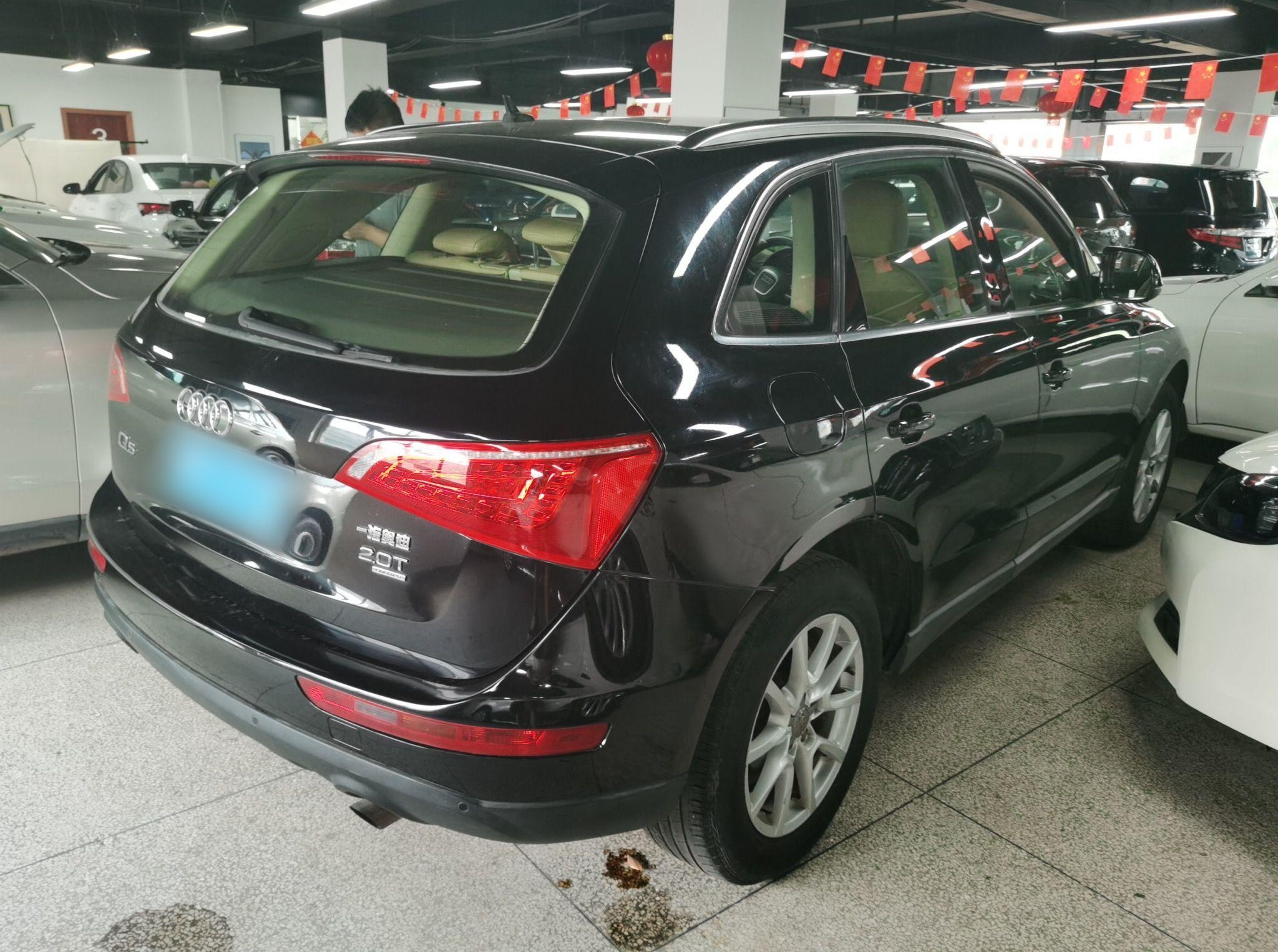 奥迪Q5 2012款 2.0TFSI 舒适型