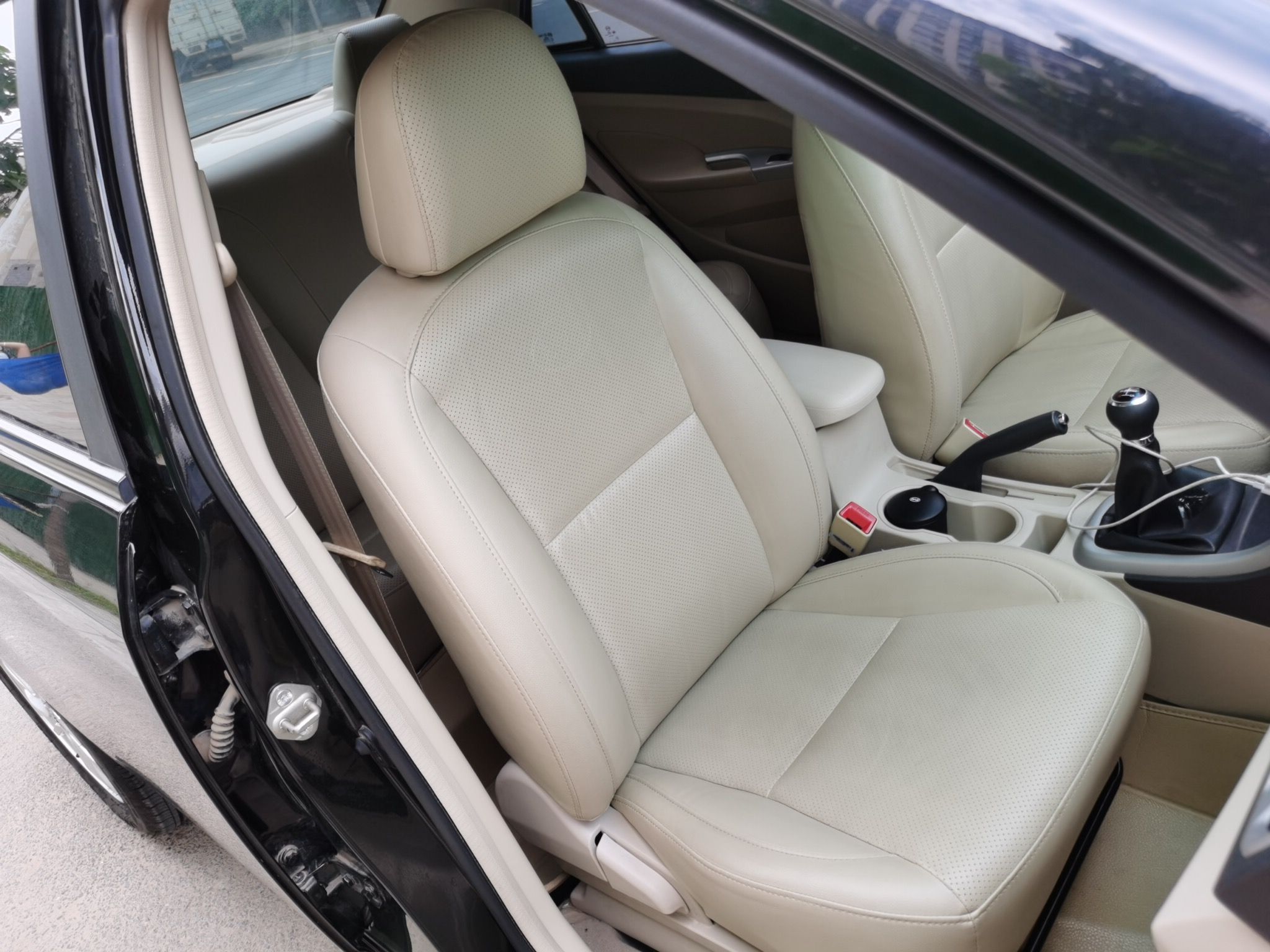 比亚迪F3 2015款 节能版 1.5L 手动豪华型