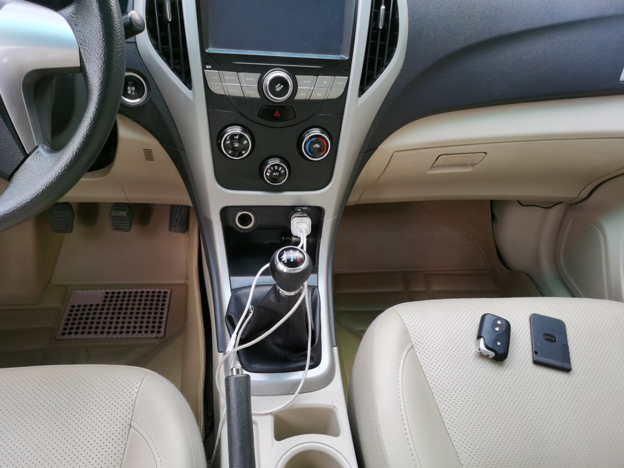 比亚迪F3 2015款 节能版 1.5L 手动豪华型