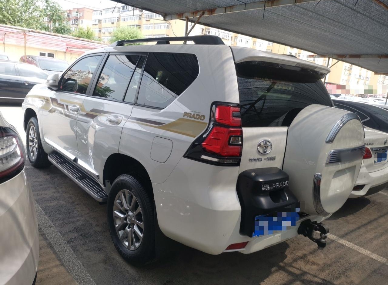 丰田 普拉多 2018款 3.5L 自动TX-L后挂备胎