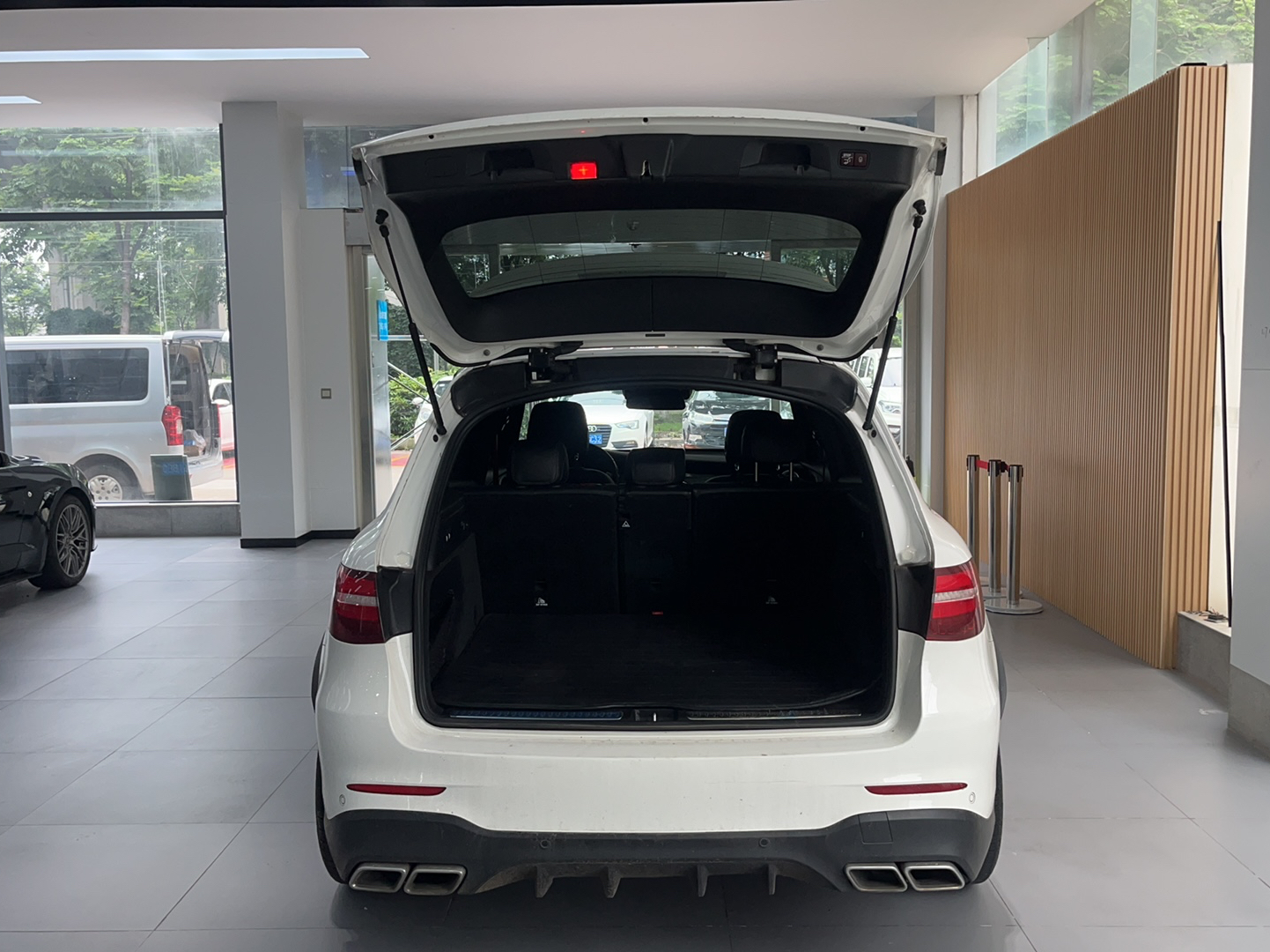 奔驰GLC级AMG 2018款 AMG GLC 63 4MATIC+