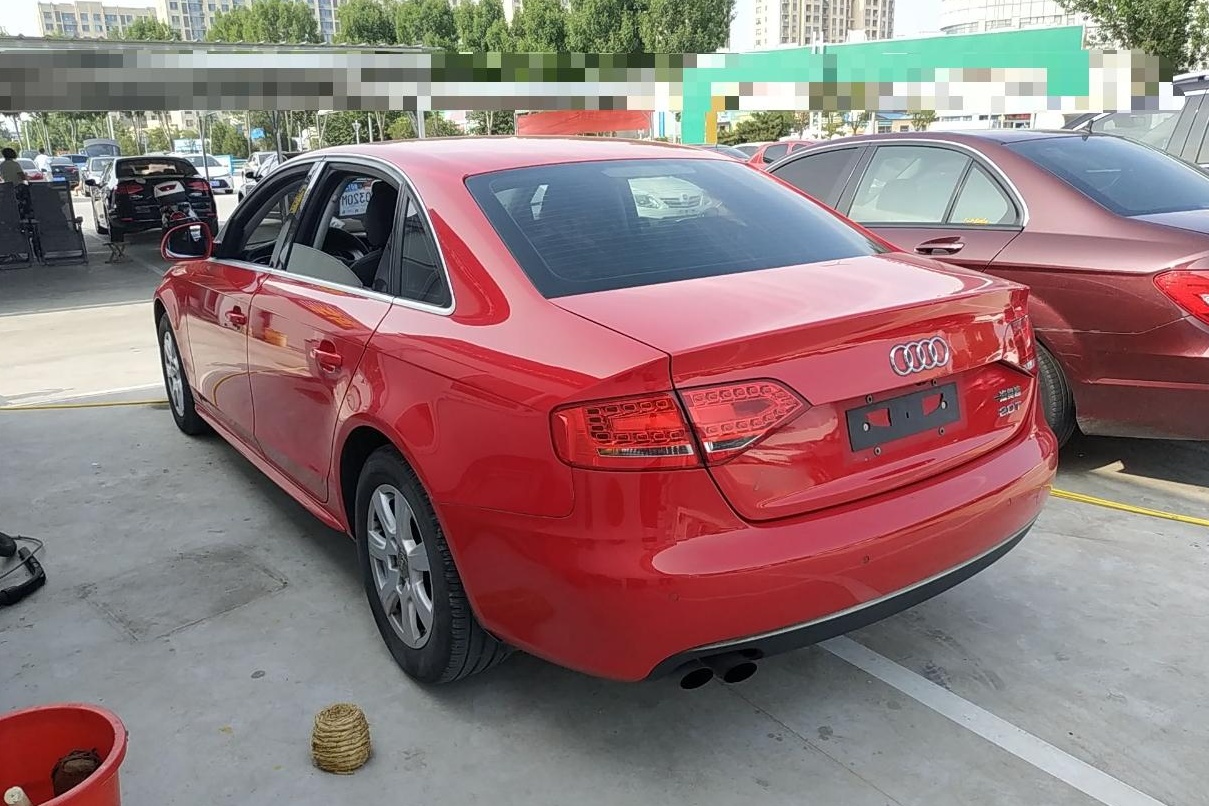 奥迪A4L 2012款 2.0 TFSI 自动舒适型