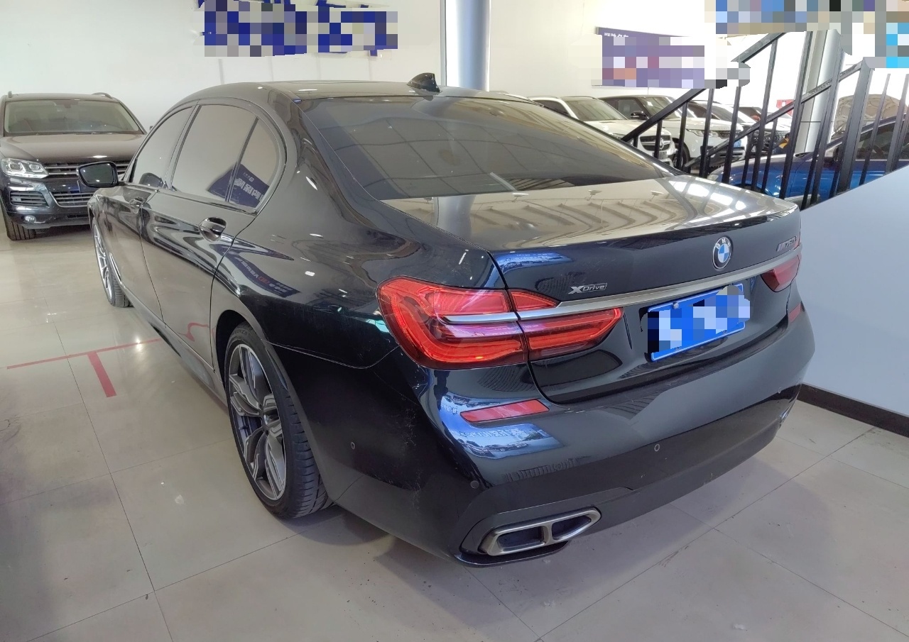 宝马7系 2017款 M760Li xDrive(进口)