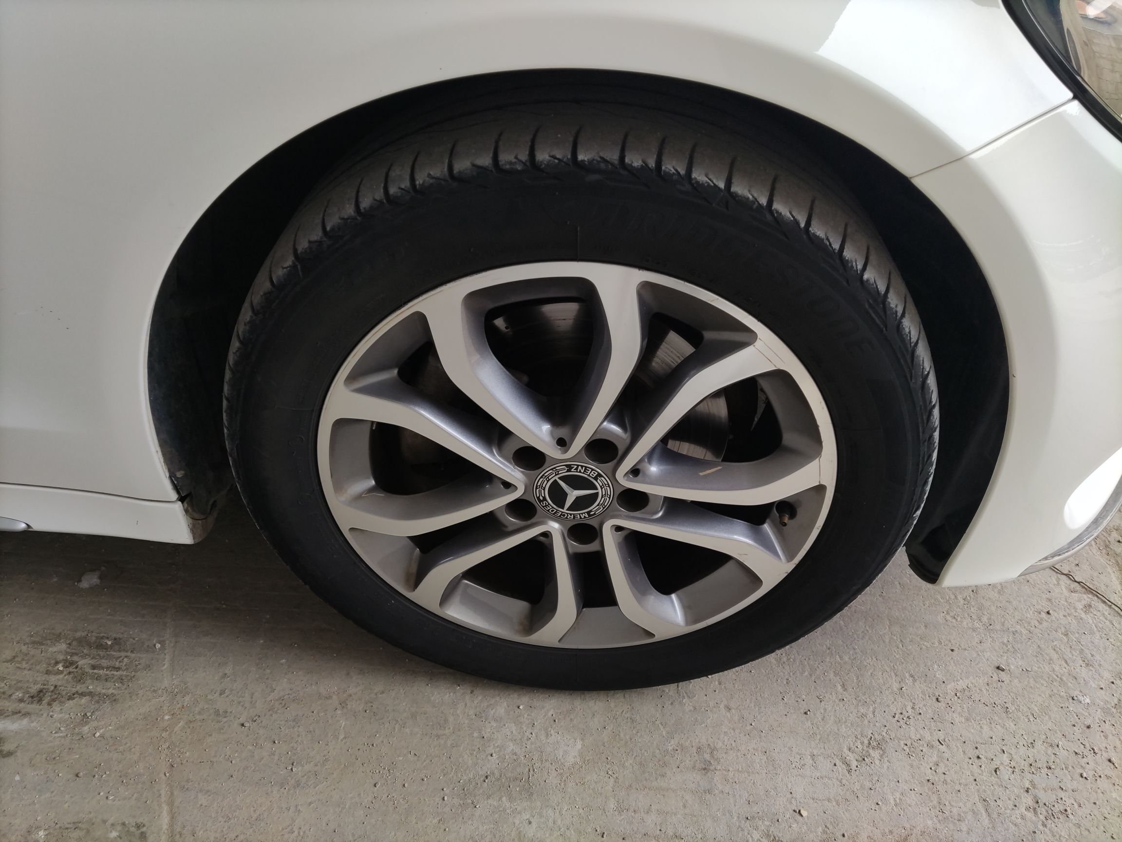 奔驰C级 2017款 改款 C 180 L 时尚型运动版