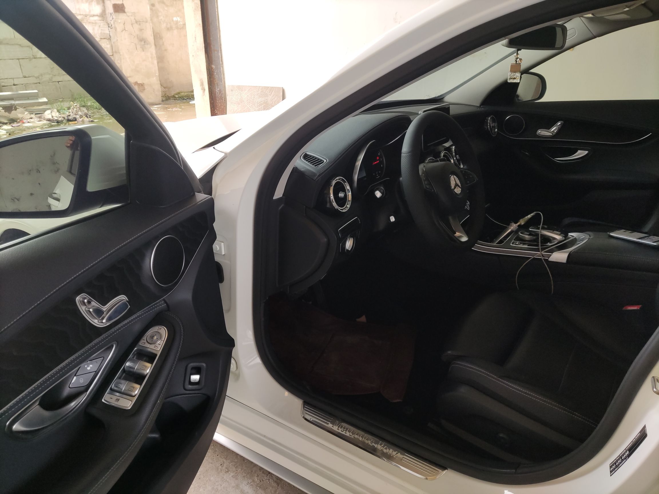 奔驰C级 2017款 改款 C 180 L 时尚型运动版