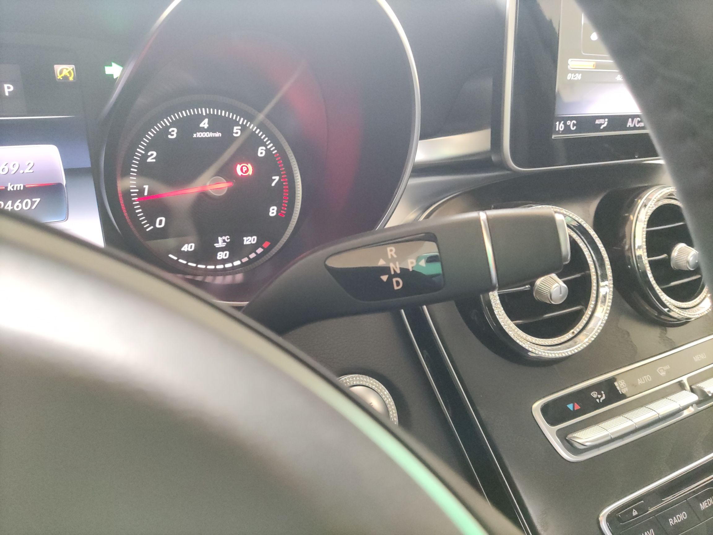 奔驰C级 2017款 改款 C 180 L 时尚型运动版