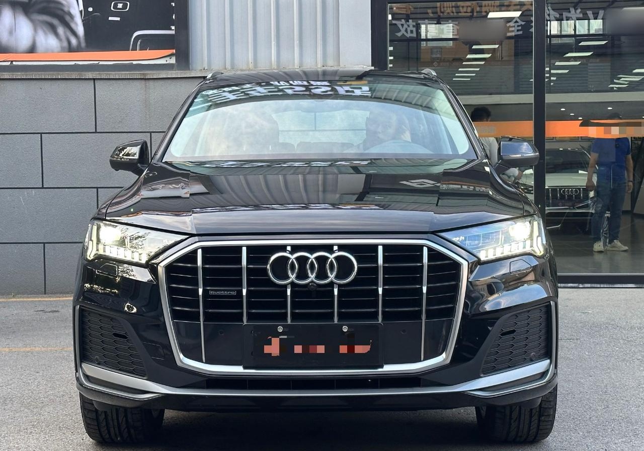 奥迪Q7 2021款 45 TFSI quattro S line运动型(进口)