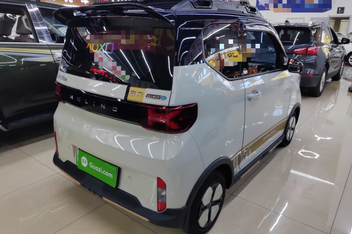 五菱汽车 宏光MINI EV 2022款 GAMEBOY 300km 玩咖款