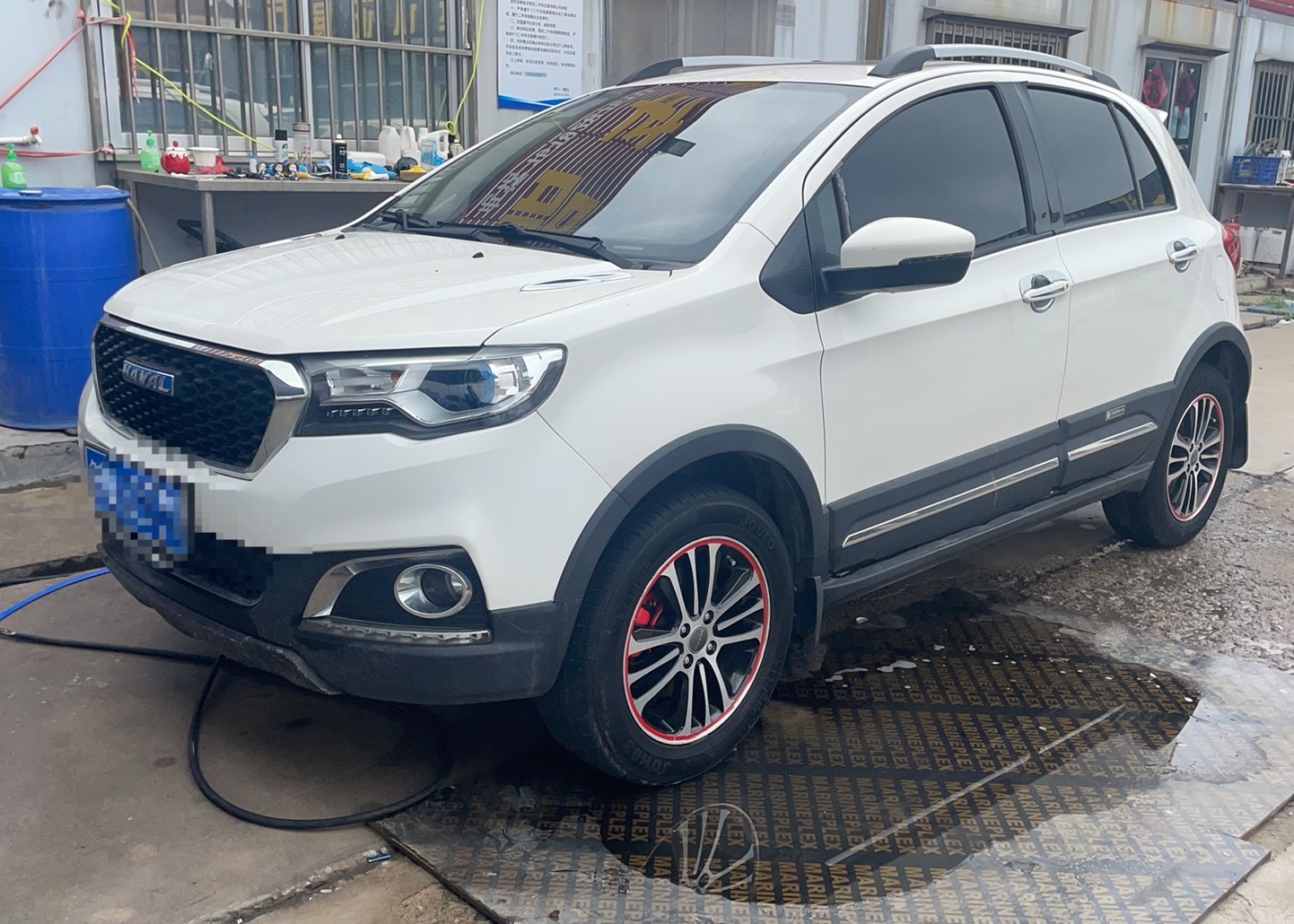 哈弗H1 2016款 改款 蓝标 1.5L AMT豪华型