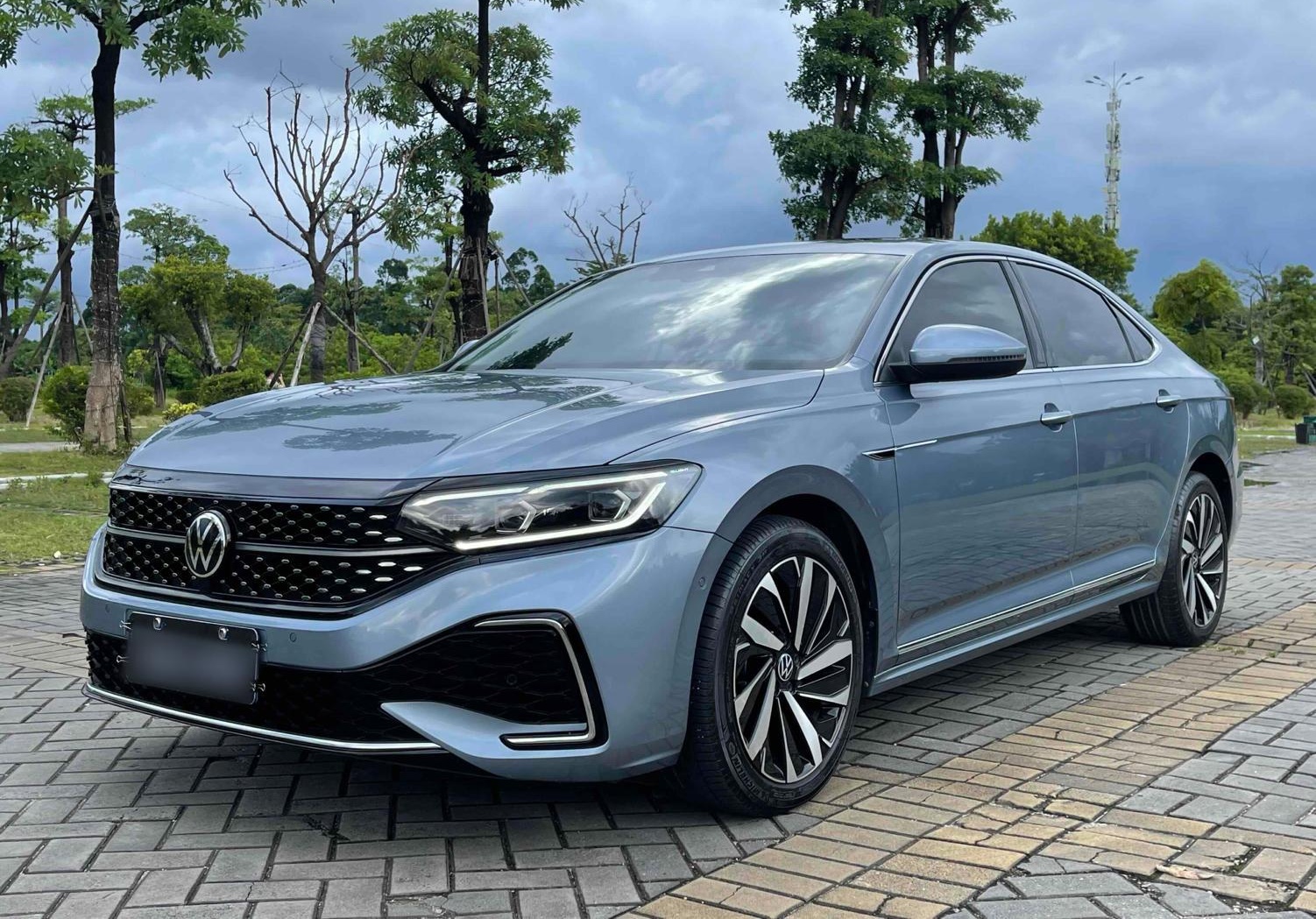 大众 帕萨特 2022款 330TSI 星空豪华版