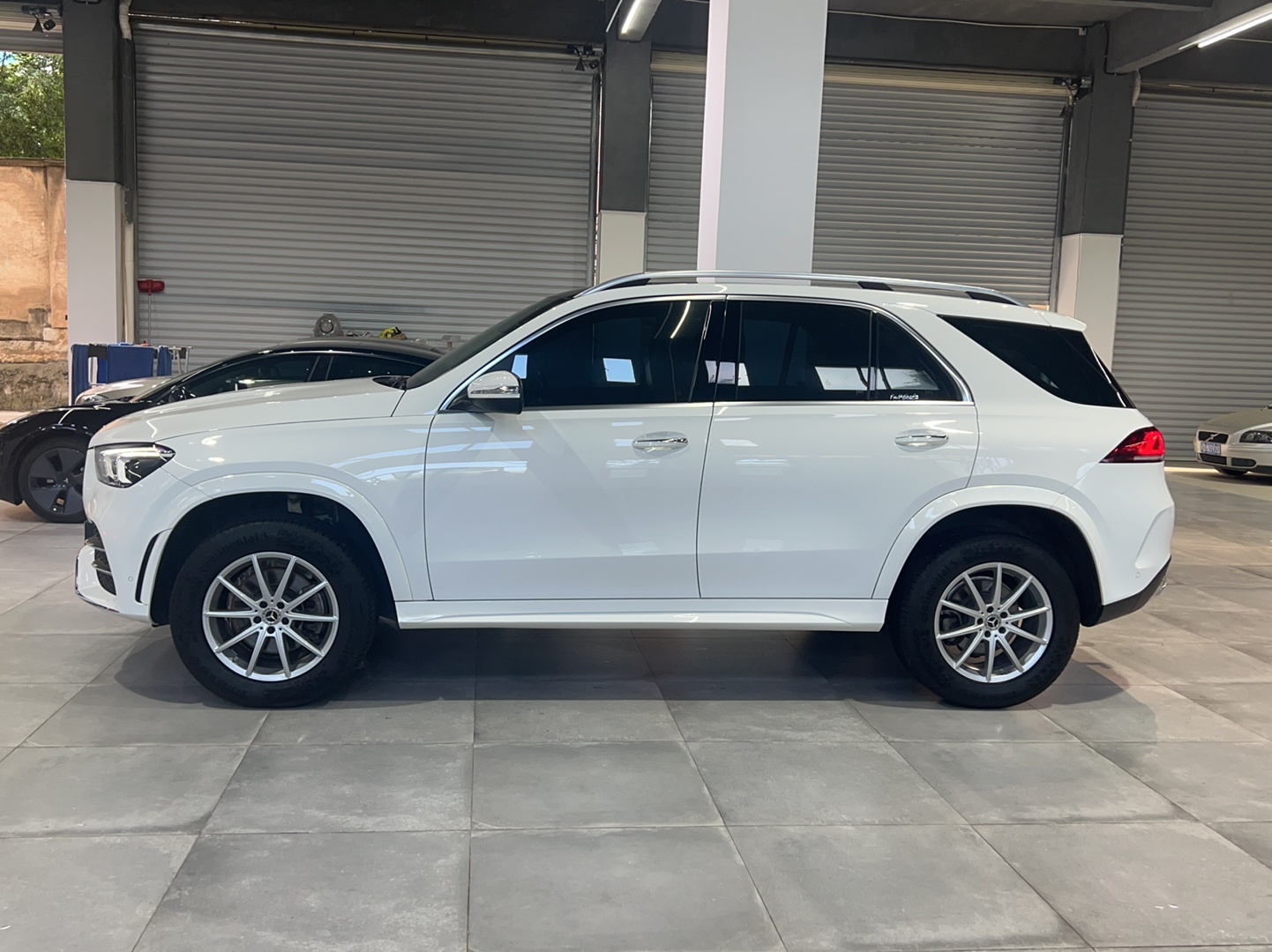 奔驰GLE级 2020款 改款 GLE 350 4MATIC 时尚型特别版(进口)