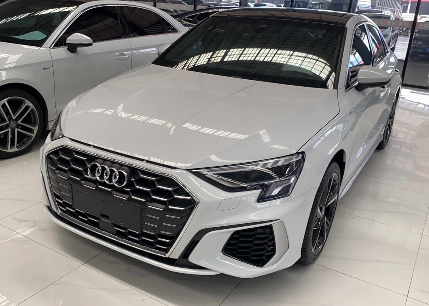 奥迪A3 2022款 A3L Limousine 35 TFSI 时尚运动型