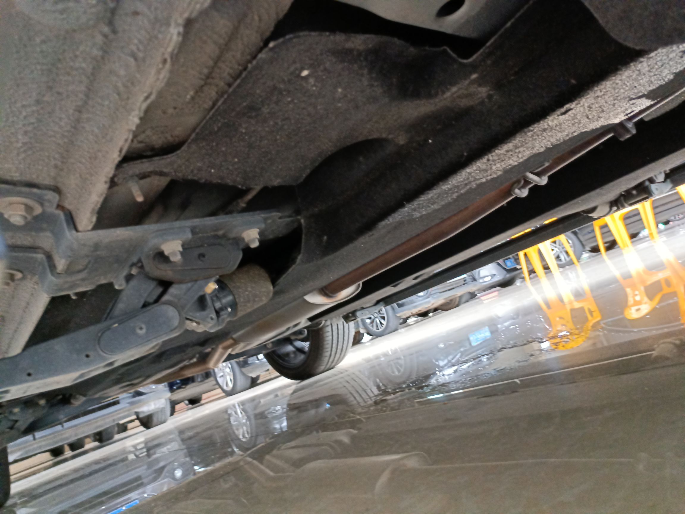 红旗HS5 2022款 改款 2.0T 智联旗享四驱版