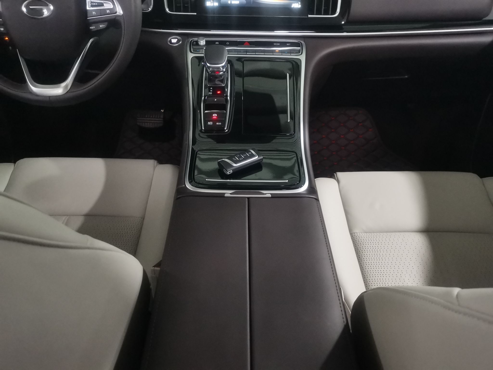 广汽传祺 传祺M8 2021款 领秀系列 390T 尊享版