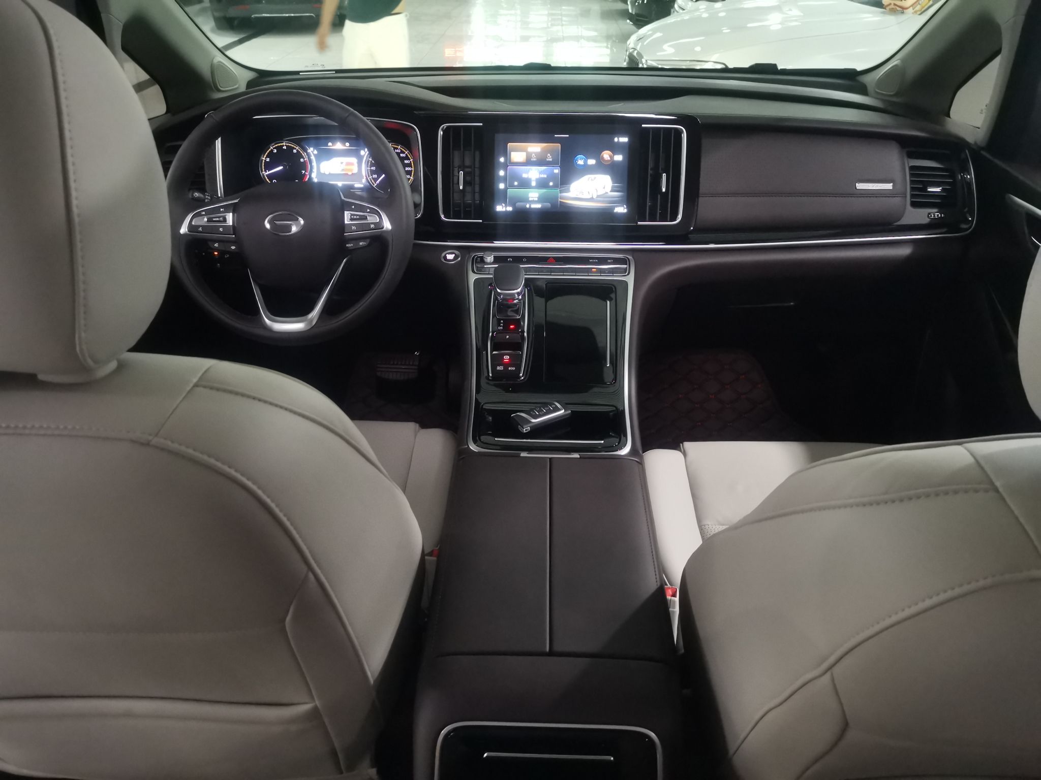 广汽传祺 传祺M8 2021款 领秀系列 390T 尊享版