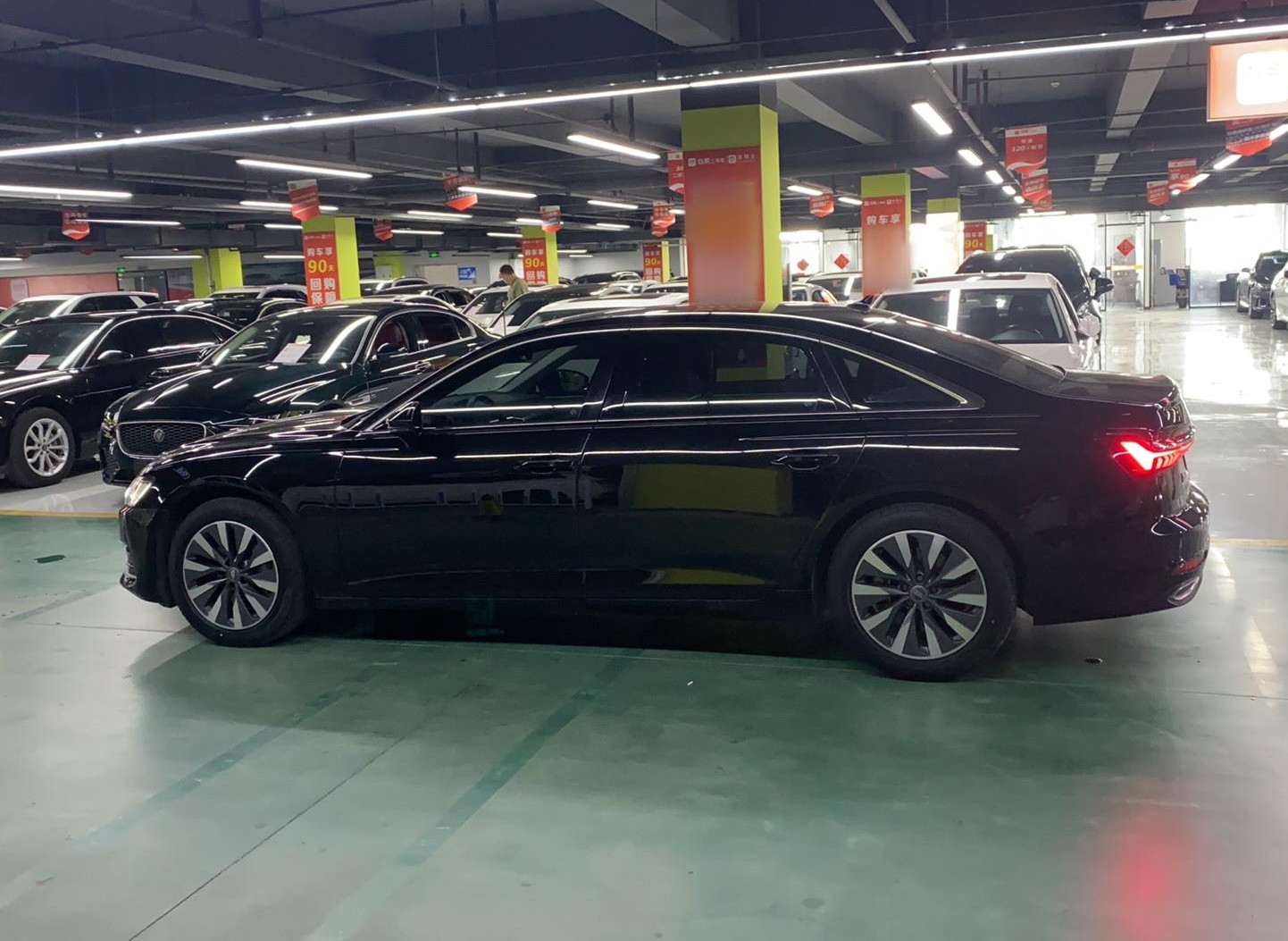 奥迪A6L 2020款 45 TFSI 臻选致雅型