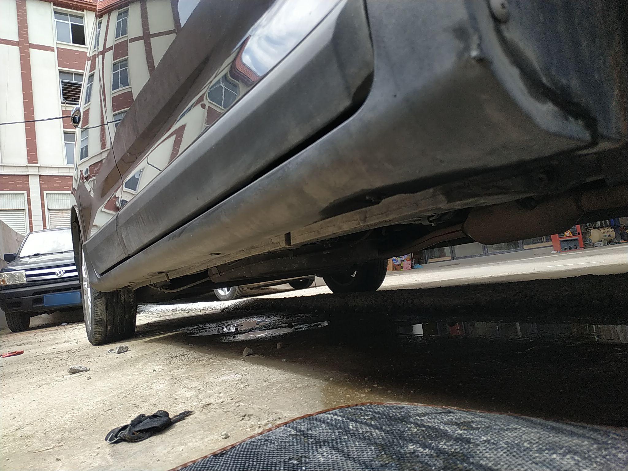 宝骏730 2014款 1.5L 手动豪华导航ESP版 7座