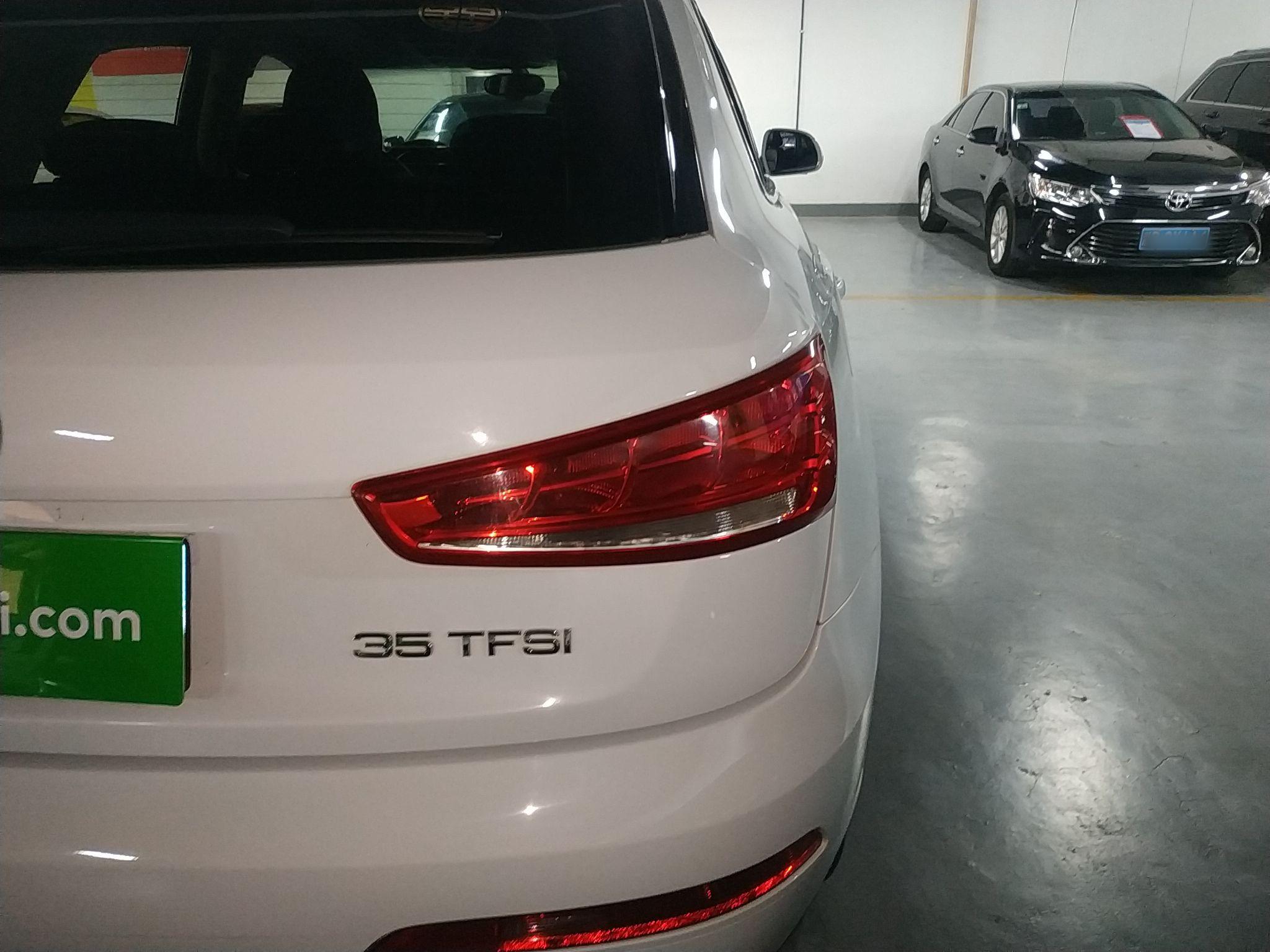 奥迪Q3 2013款 35 TFSI 进取型