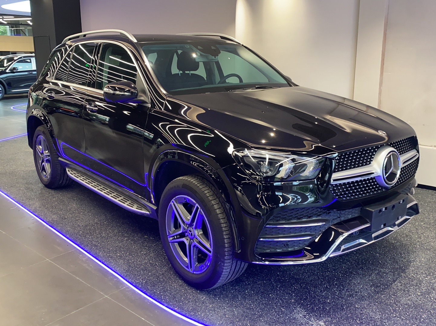 奔驰GLE级 2020款 改款 GLE 450 4MATIC 豪华型(进口)