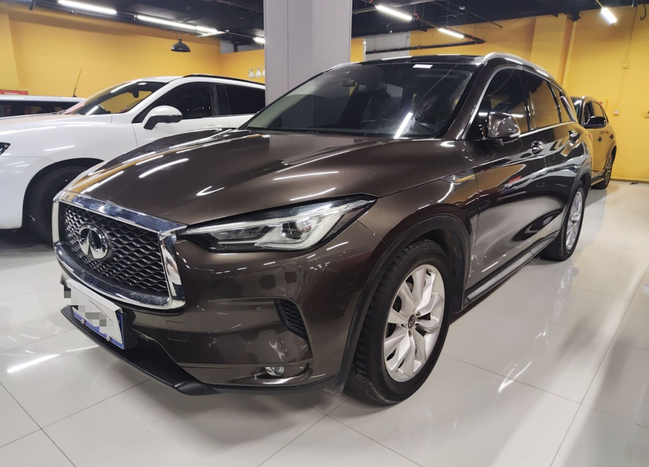 英菲尼迪QX50 2018款 2.0T 四驱菁英版