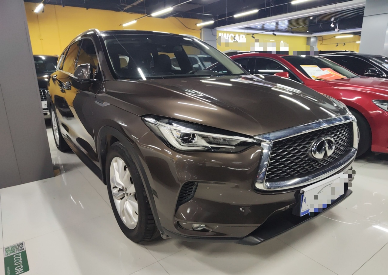 英菲尼迪QX50 2018款 2.0T 四驱菁英版