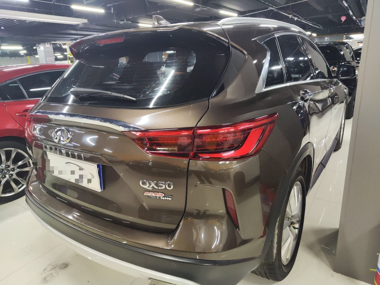 英菲尼迪QX50 2018款 2.0T 四驱菁英版