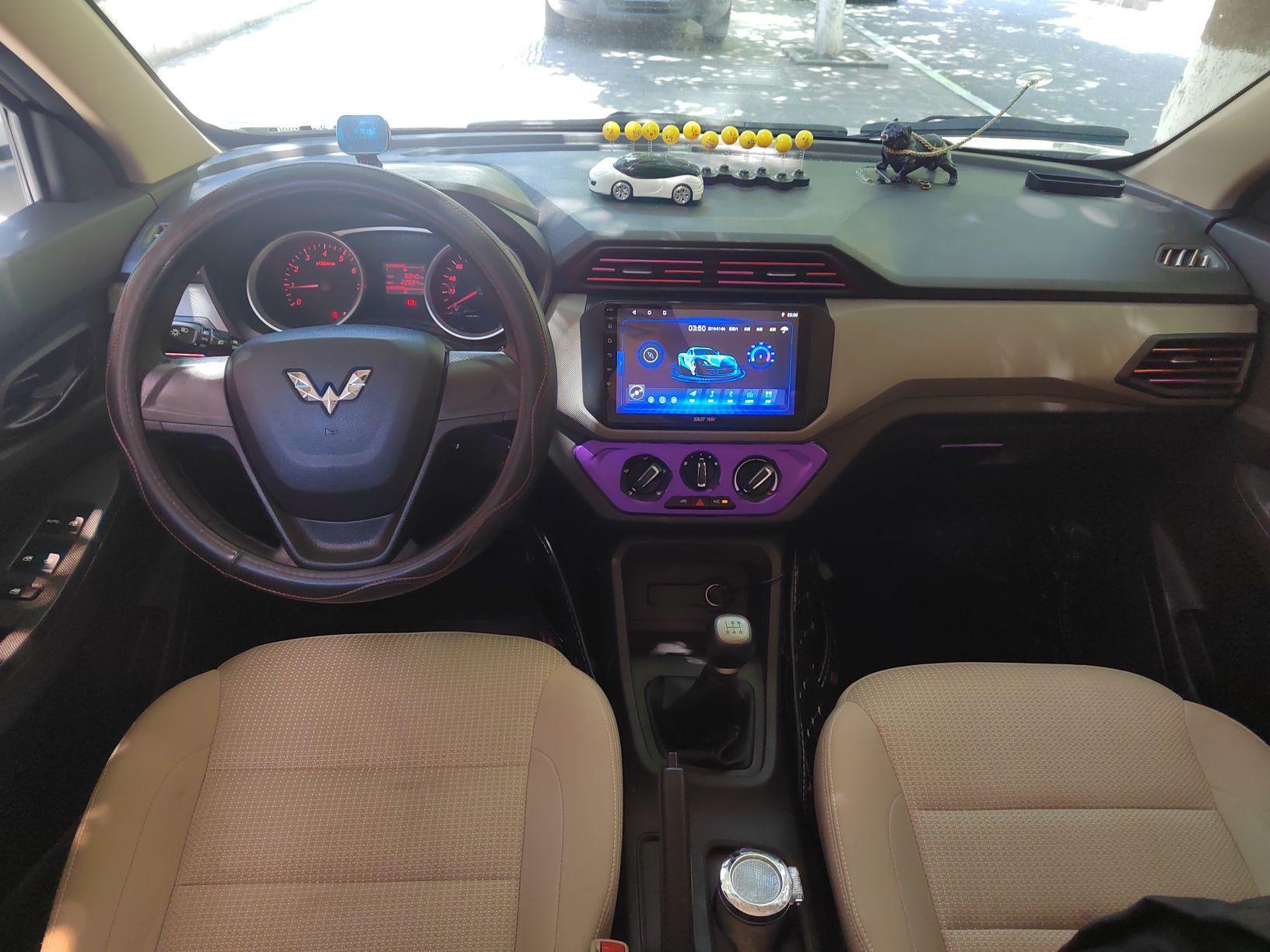 五菱汽车 五菱宏光 2018款 1.5L S标准型L2B