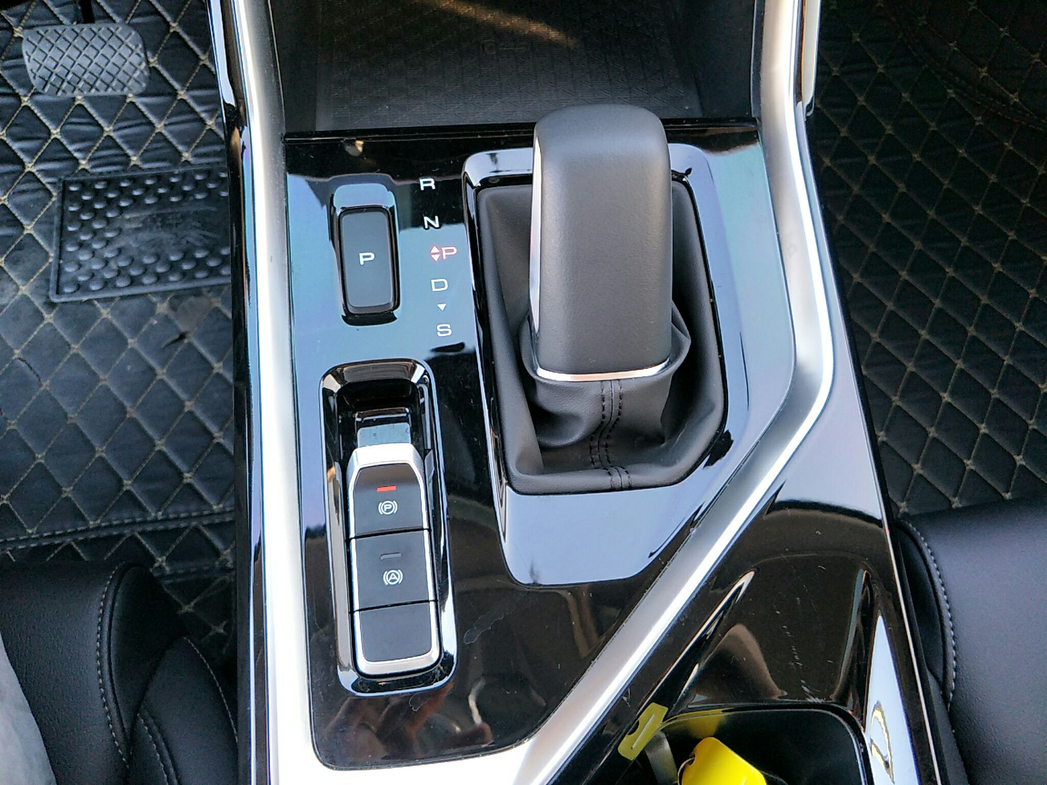 五菱汽车 五菱星辰 2022款 2.0L DHT电速款