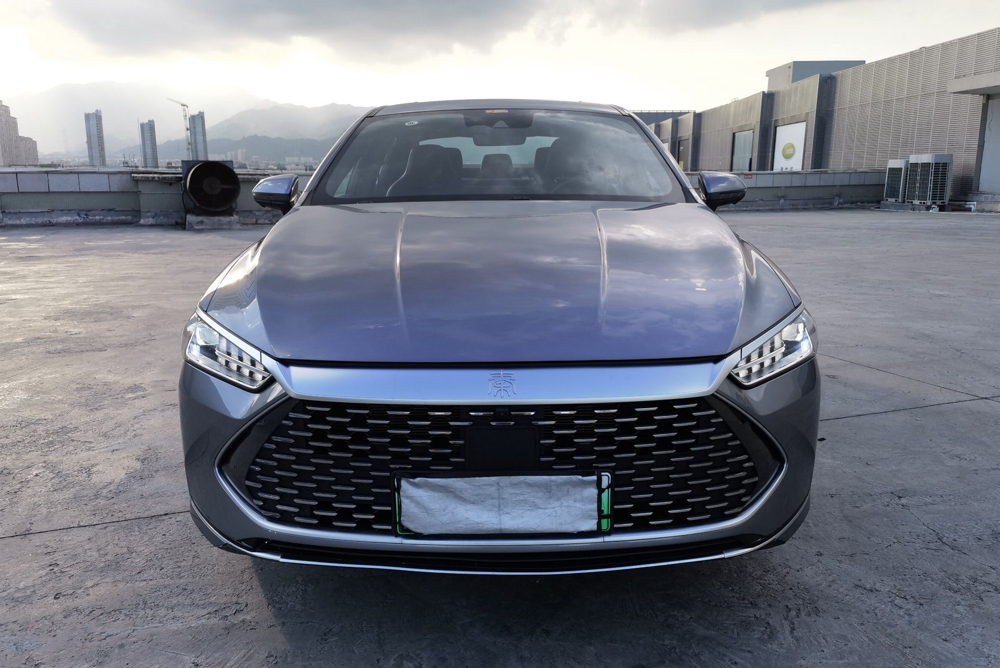 比亚迪 秦PLUS 2021款 DM-i 120KM 旗舰型