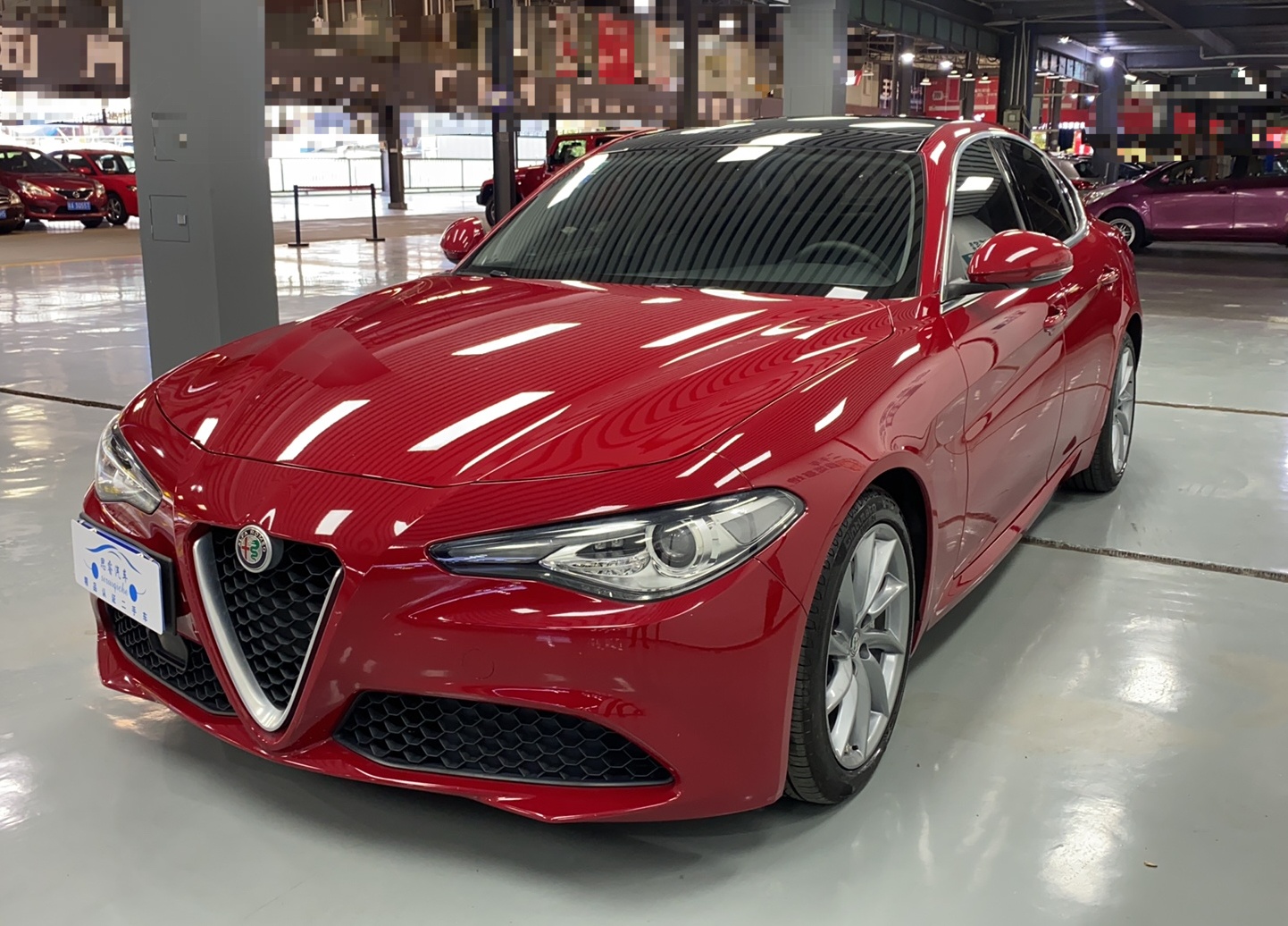 阿尔法·罗密欧 Giulia 2017款 2.0T 200HP 豪华版