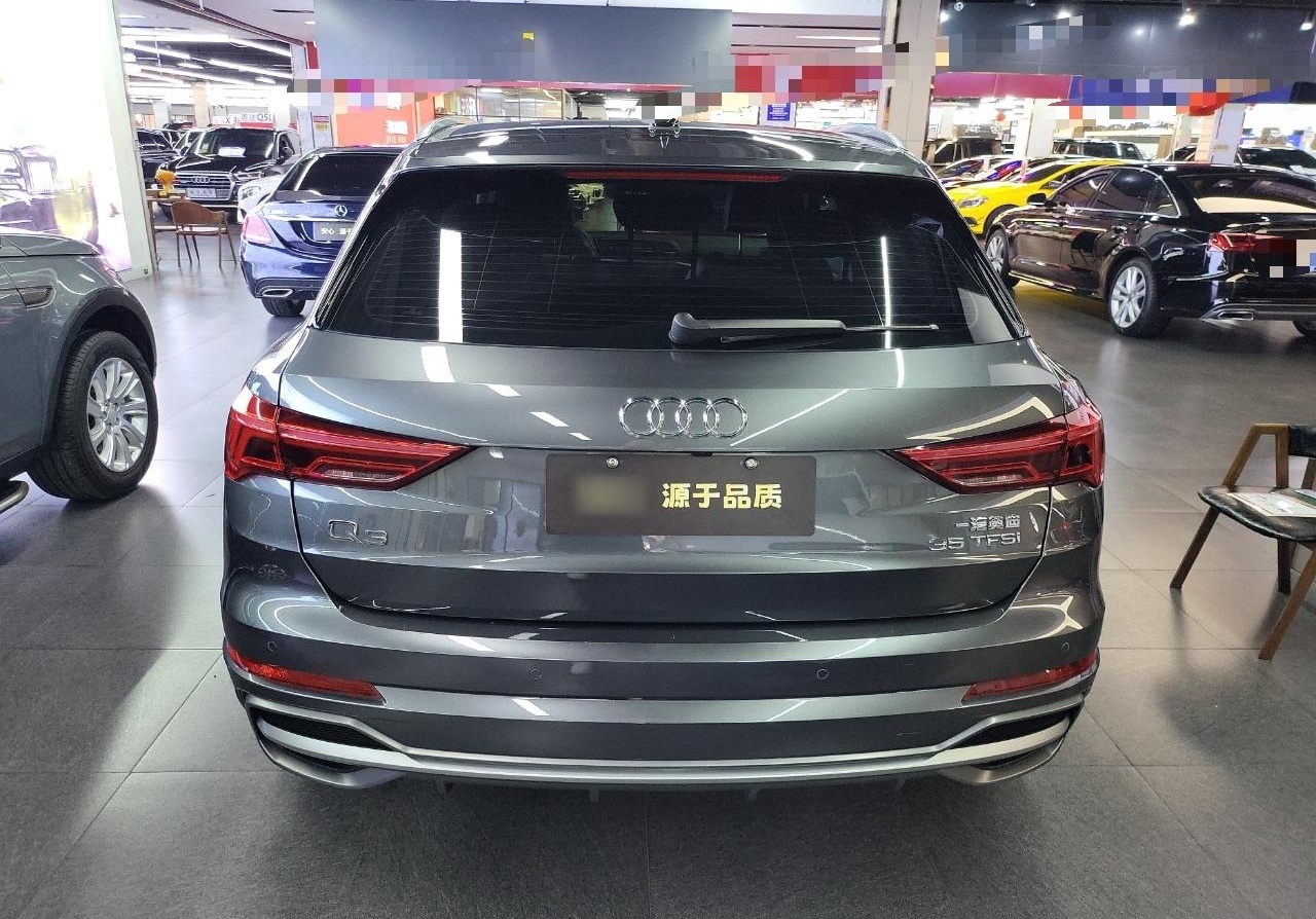 奥迪Q3 2021款 35 TFSI 时尚动感型