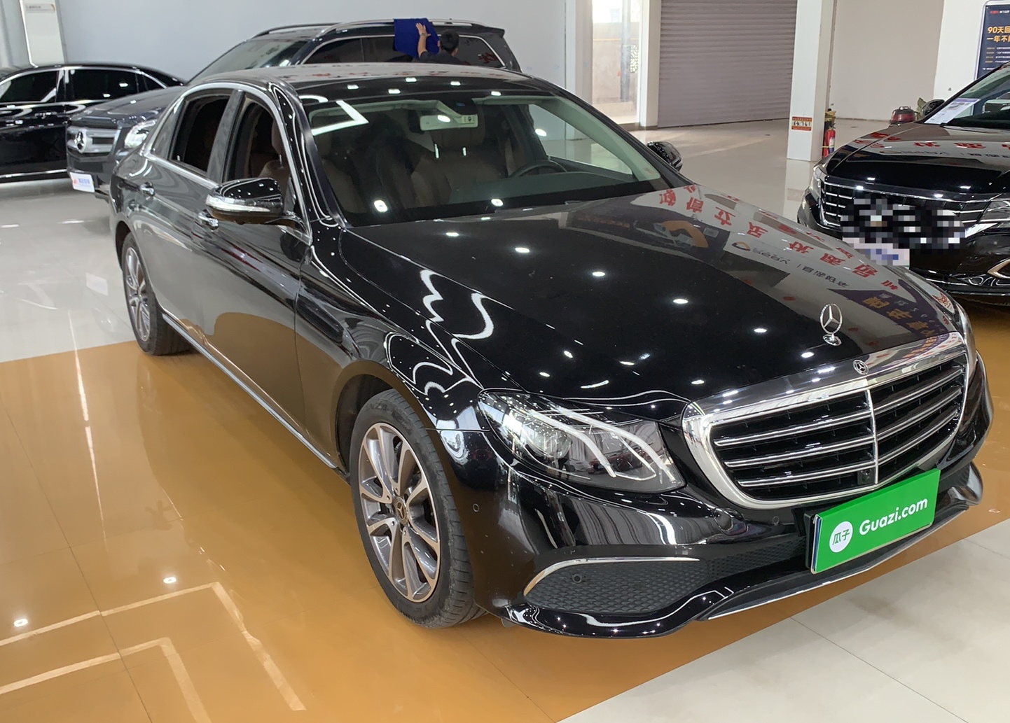 奔驰E级 2019款 E 300 L 豪华型