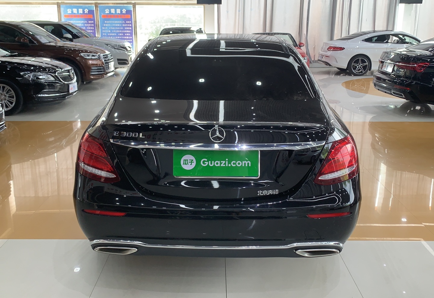 奔驰E级 2019款 E 300 L 豪华型