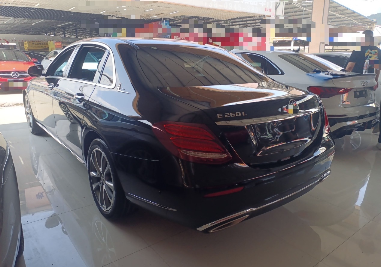 奔驰E级 2020款 E 260 L