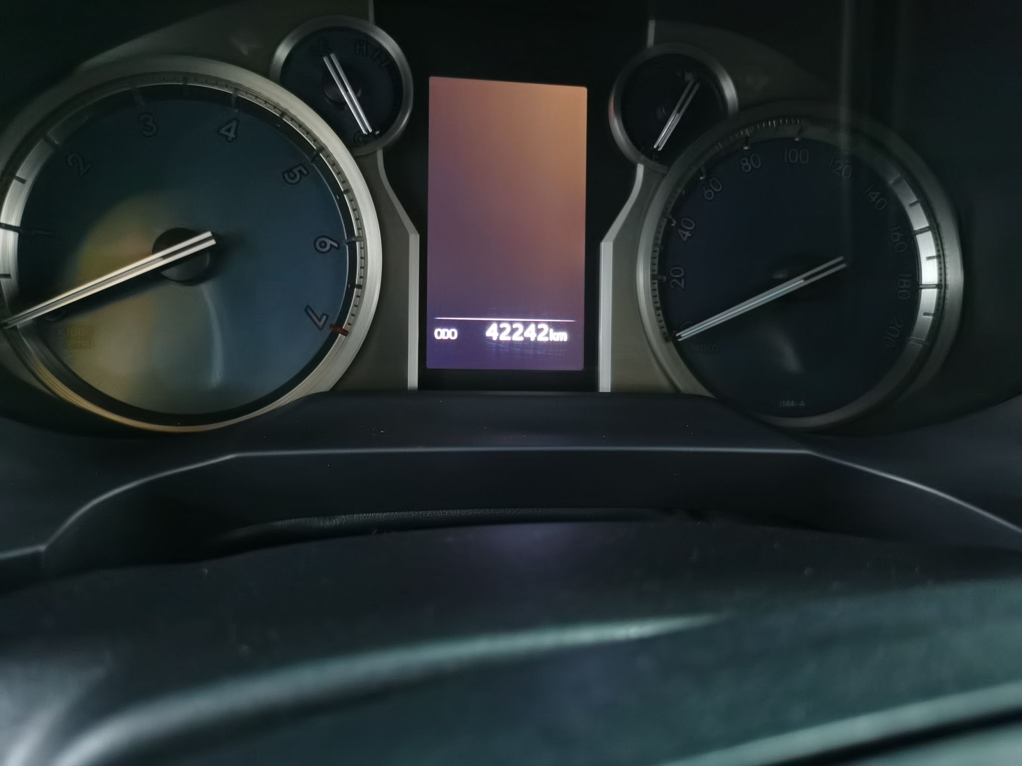 丰田 普拉多 2019款 3.5L 自动TX-L尊享版