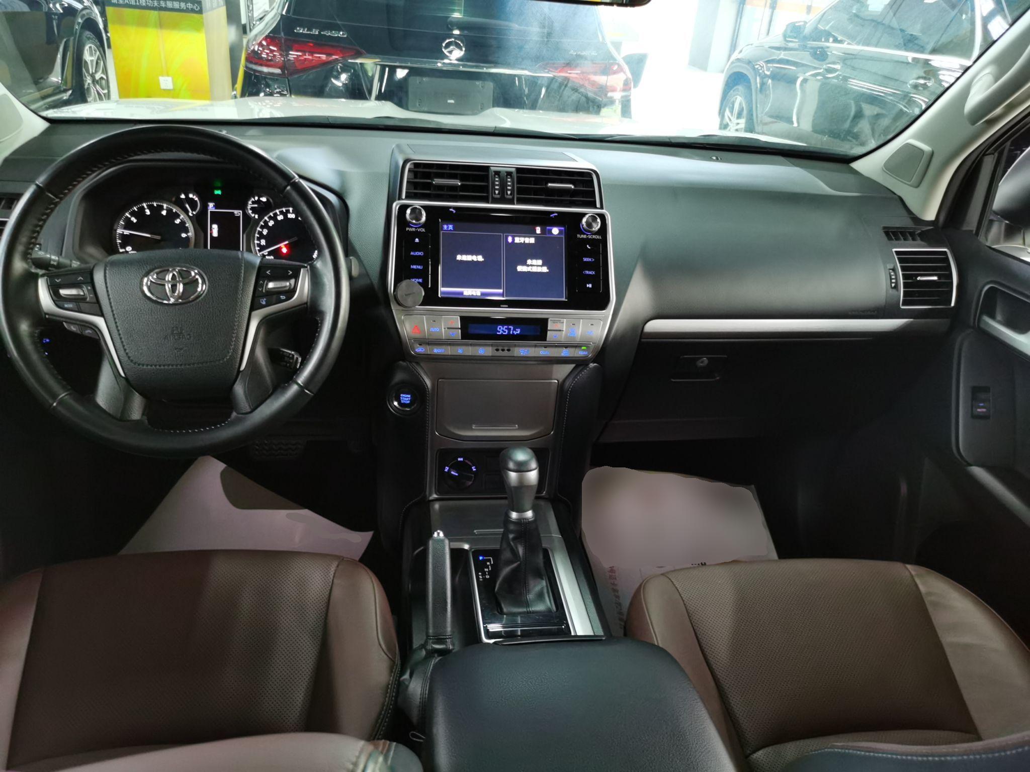丰田 普拉多 2019款 3.5L 自动TX-L尊享版