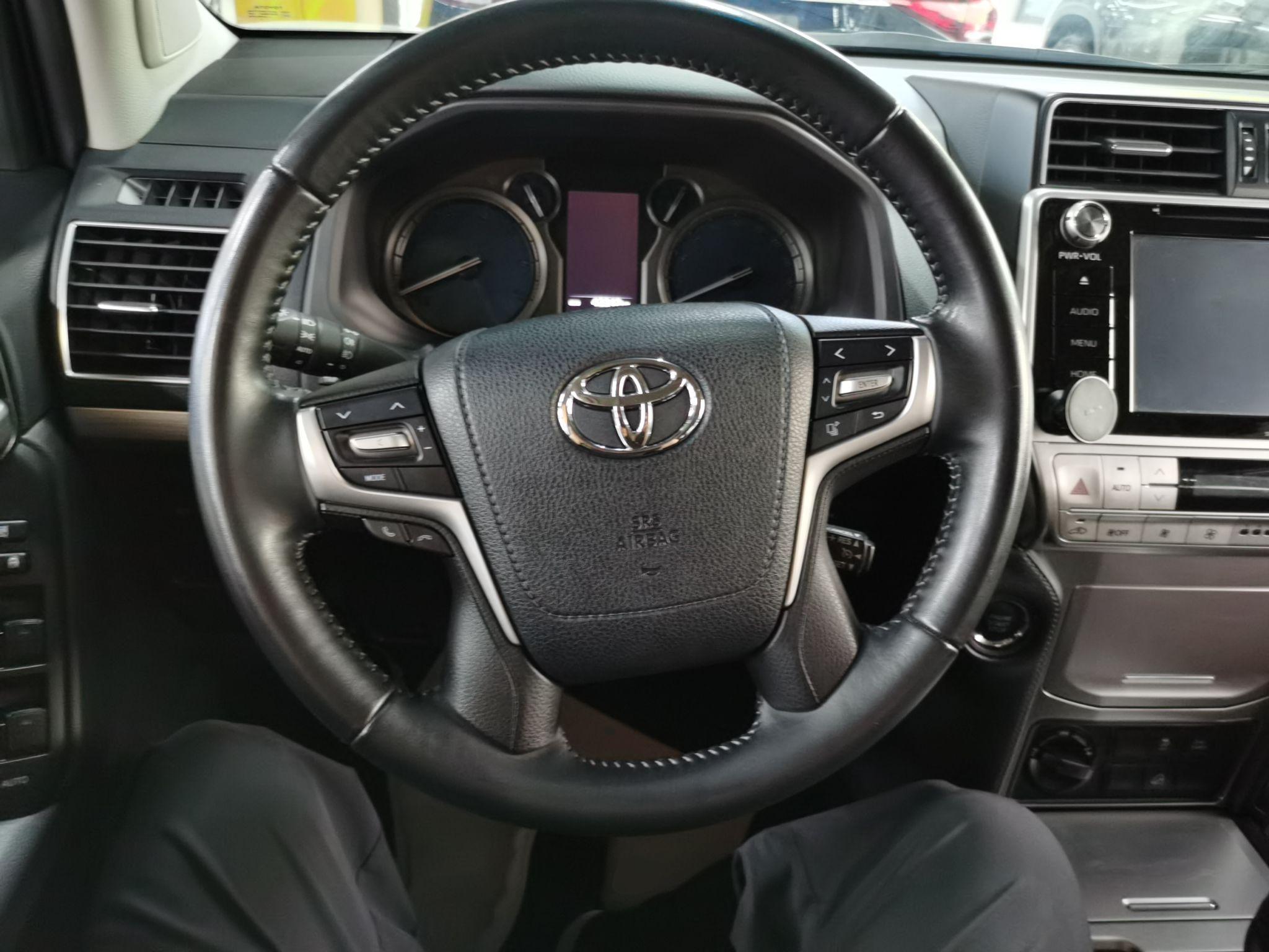 丰田 普拉多 2019款 3.5L 自动TX-L尊享版