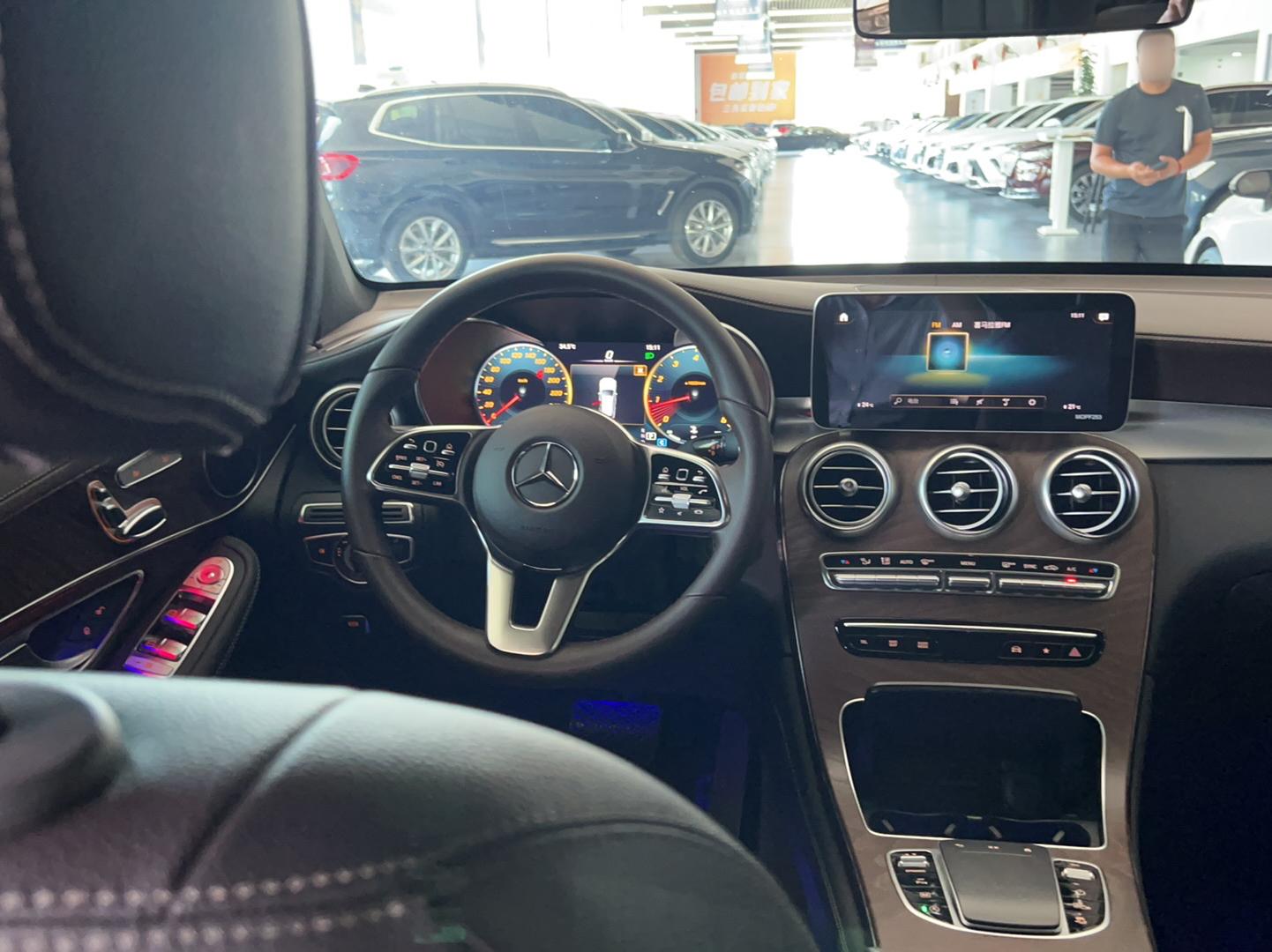 奔驰GLC级 2020款 GLC 260 L 4MATIC 豪华型