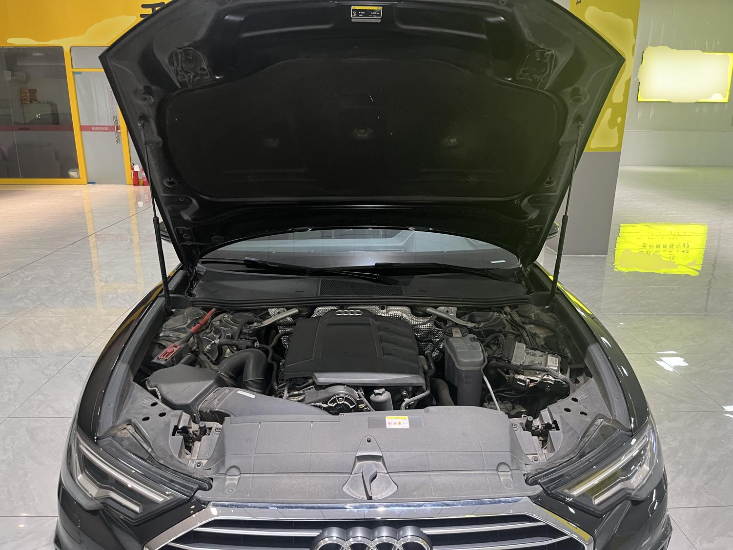 奥迪A6L 2021款 45 TFSI quattro 臻选动感型