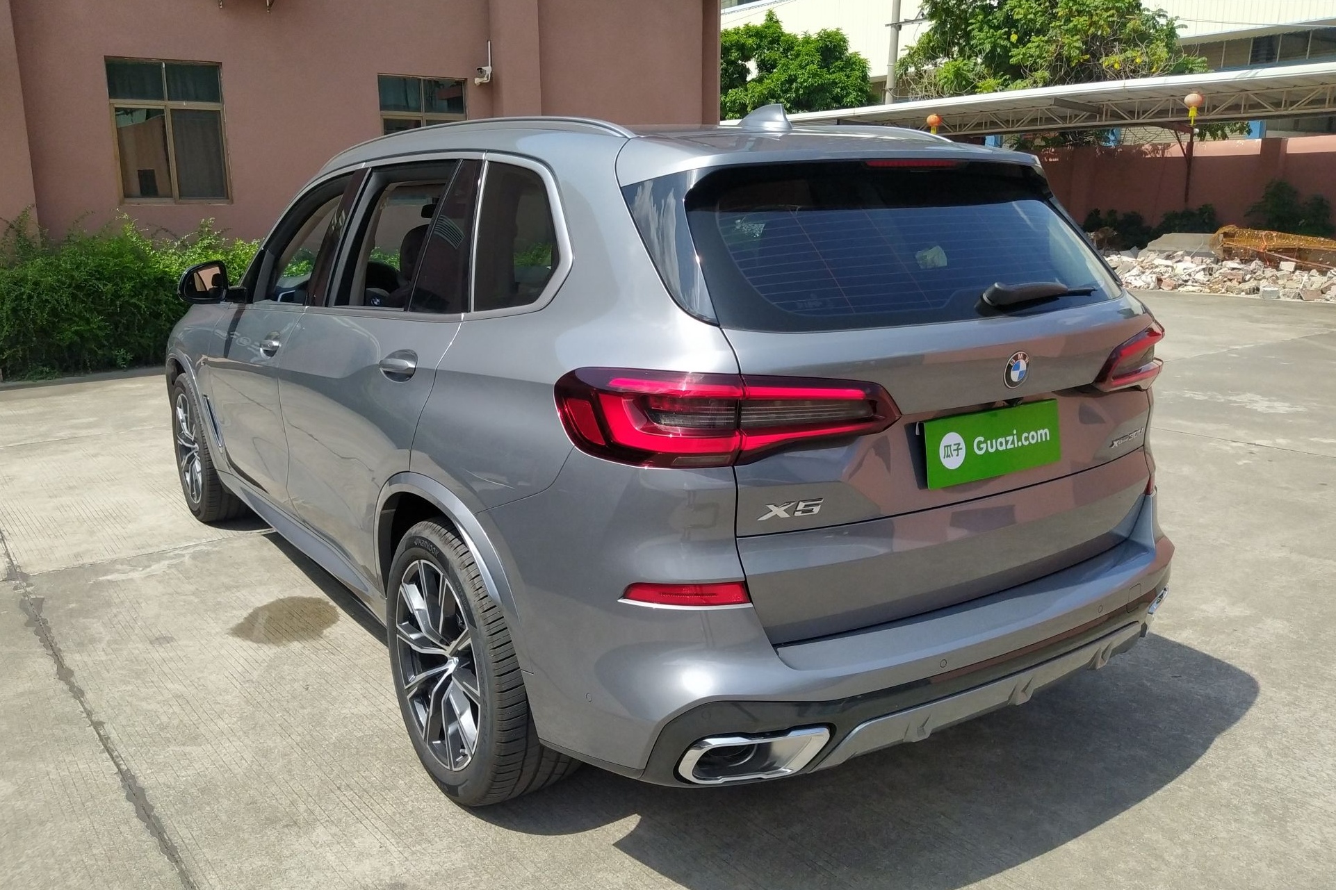 宝马X5 2022款 改款 xDrive 30Li 尊享型M运动套装